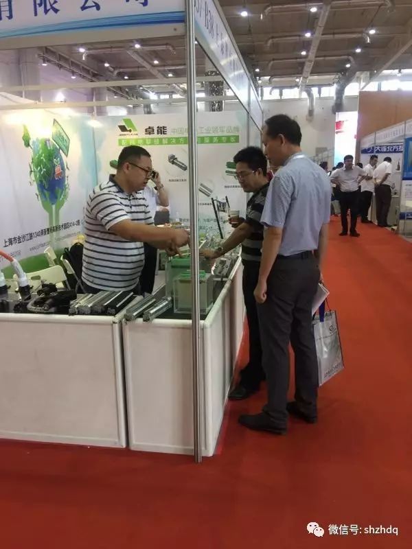 卓能展會(huì)人員接待來(lái)訪企業(yè)客戶 置恒電氣攜自主卓能電聯(lián)接產(chǎn)品受邀參加第八屆配電自動(dòng)化技術(shù)應(yīng)用論壇(圖2)